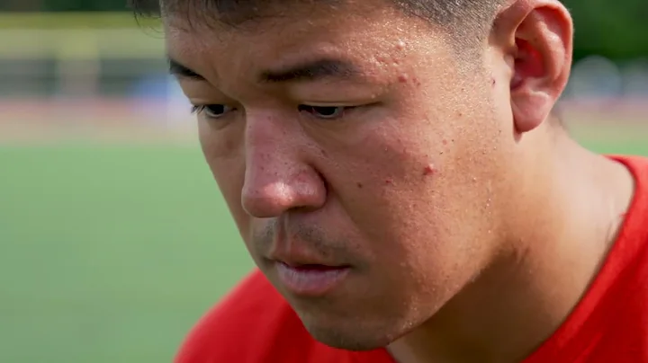 Kansei Matsuzawa, The Tokyo Toe, in his Fujitsu Hawaii commercial